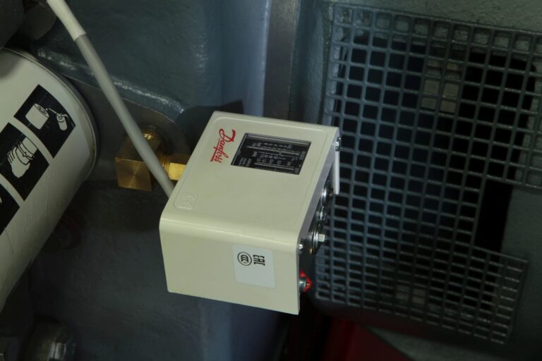 What is an Air Compressor Pressure Switch